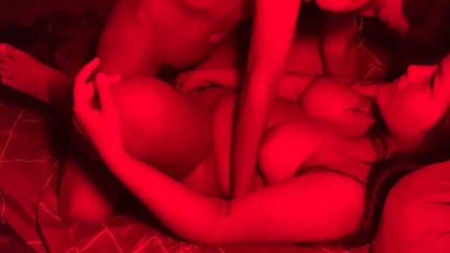 Bokep Indo Ngentot Komang Ayu Bali Mendesah Nikmat