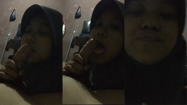 Bokep SMP Caroline Hijab Sange Sepong Pacar