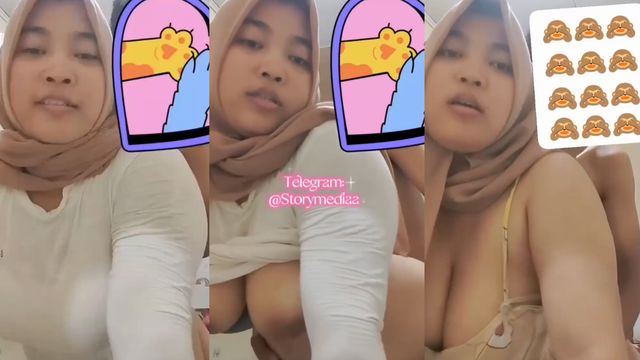 Bokep Indo Jilbab Montok Sange Berat Menikmati Sodokan